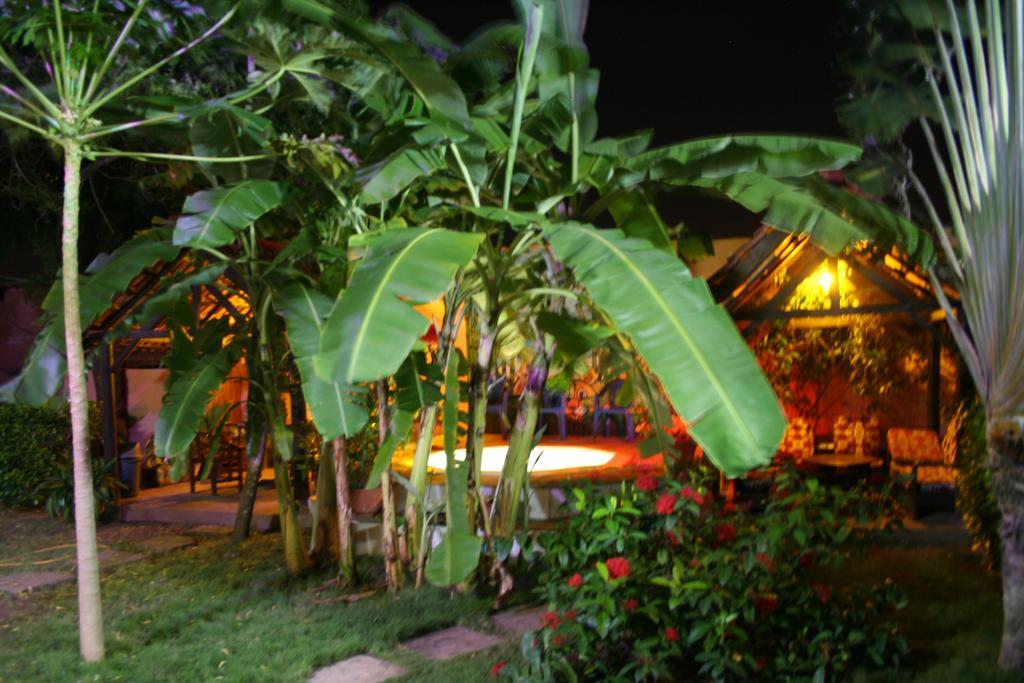 Hotel Aurore Lomé Exterior foto